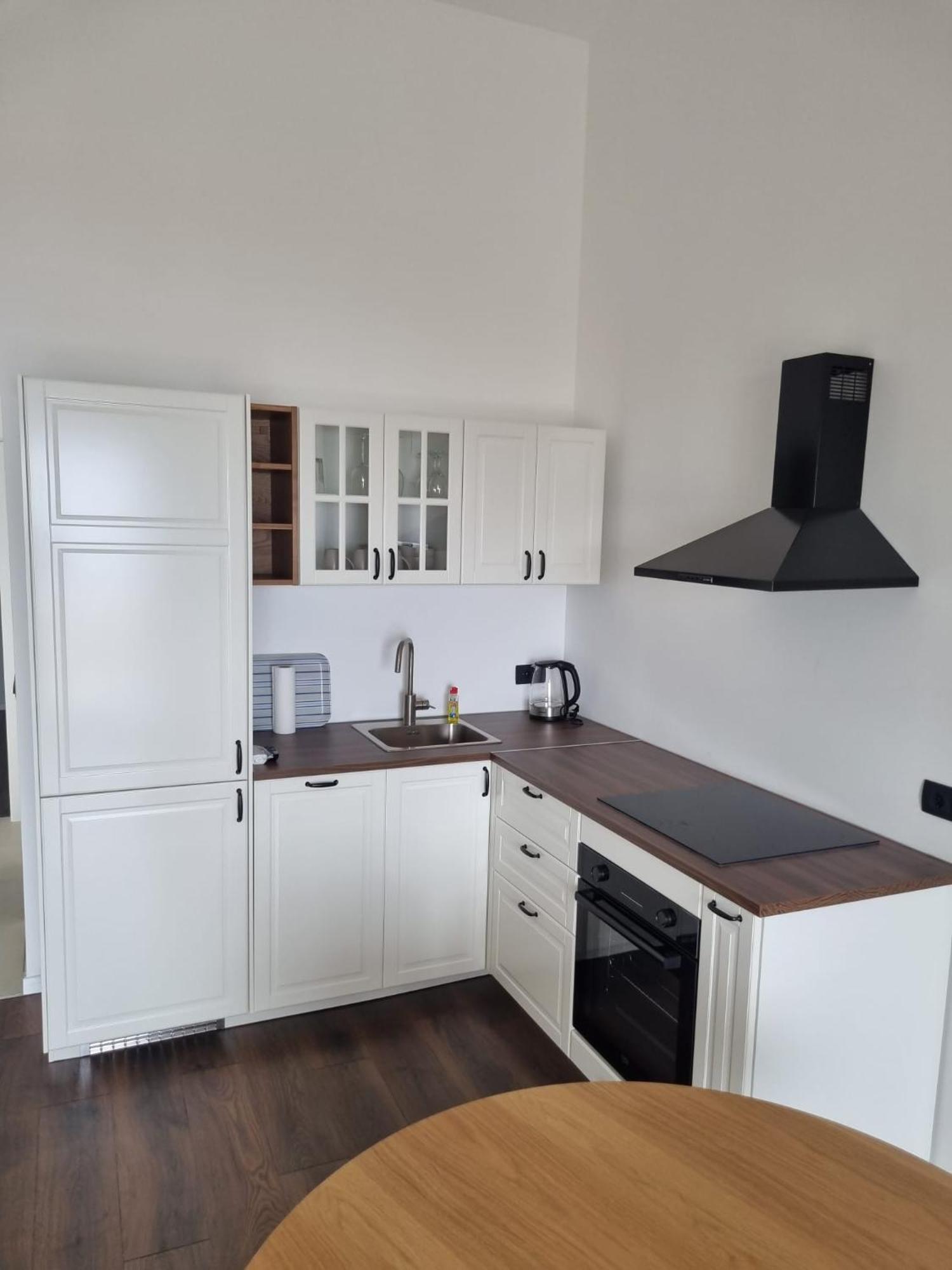 Superior Apartments Luka Bol Luaran gambar