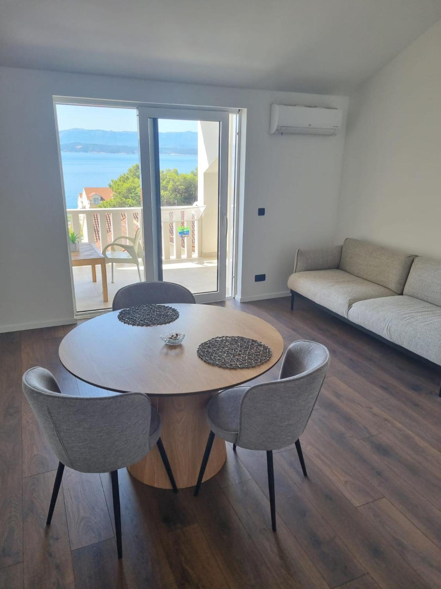 Superior Apartments Luka Bol Luaran gambar