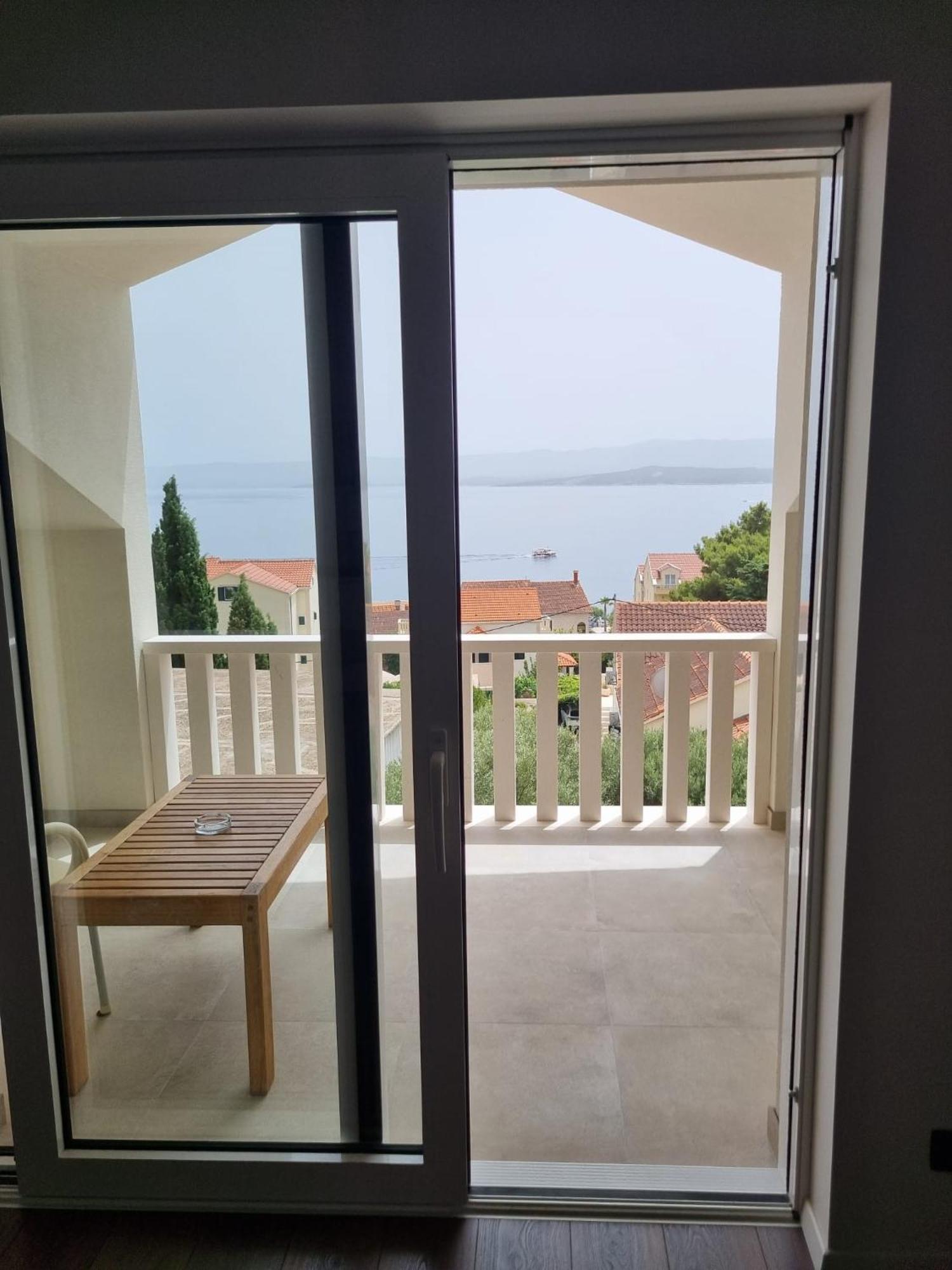 Superior Apartments Luka Bol Luaran gambar